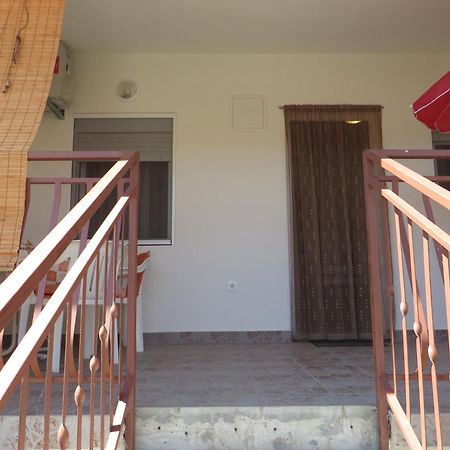Apartment Cvita Биоград на Мору Екстериор снимка