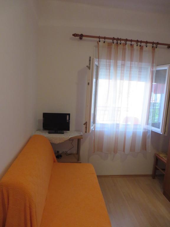 Apartment Cvita Биоград на Мору Стая снимка