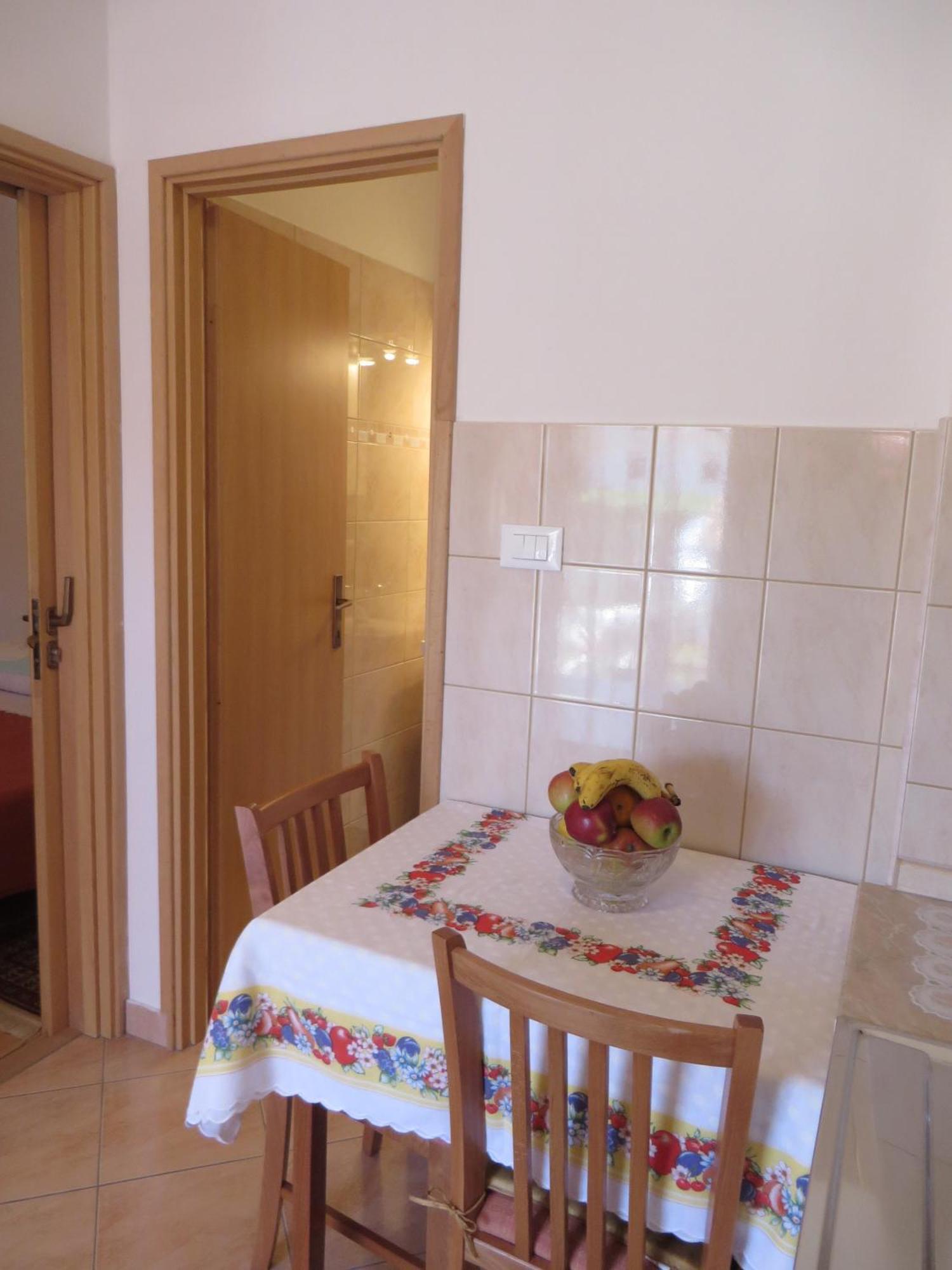 Apartment Cvita Биоград на Мору Екстериор снимка