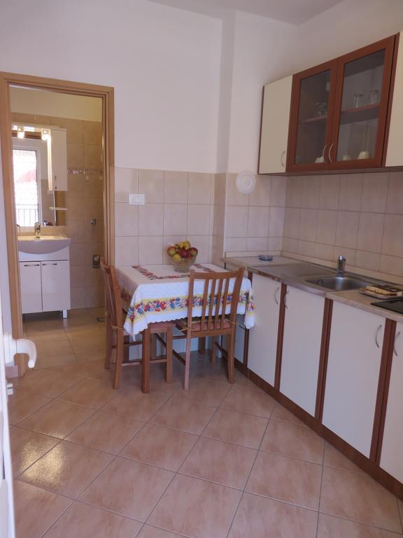 Apartment Cvita Биоград на Мору Стая снимка