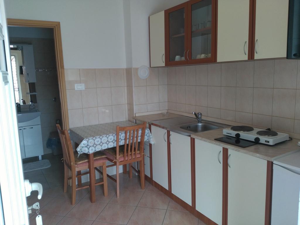 Apartment Cvita Биоград на Мору Екстериор снимка
